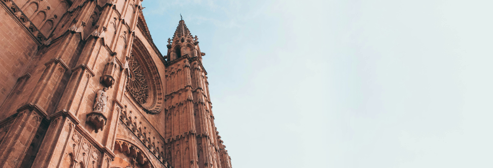 Notre-Dame de Paris, est-elle toujours une maison de Dieu ?